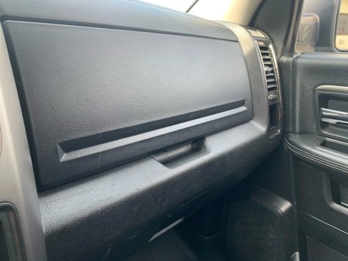 Used 2014 RAM 1500 Sport w/ Remote Start & Security Group image 34