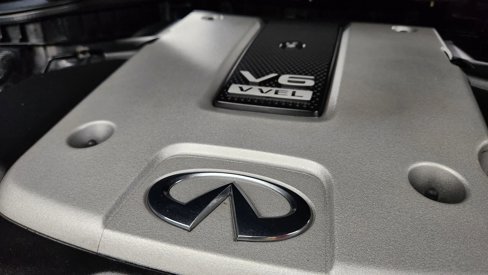 Used 2015 INFINITI Q50 Premium w/ Deluxe Touring Package image 47