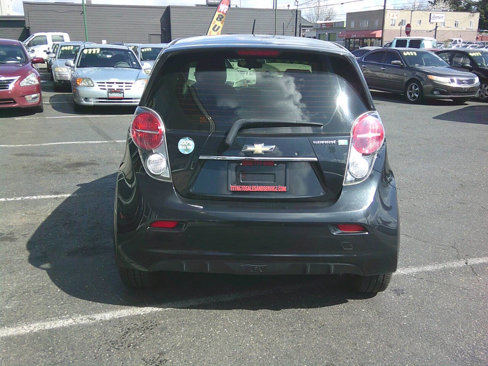 Used 2015 Chevrolet Spark LT image 9
