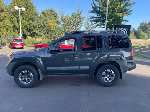 Used 2015 Nissan Xterra PRO-4X w/ Pro-4x Leather Package image 3