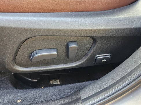 Used 2018 Subaru Forester 2.5i Touring w/ Popular Package #2 image 25
