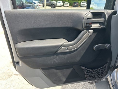 Used 2014 Jeep Wrangler Sport w/ Connectivity Group image 27