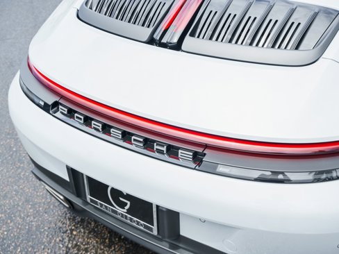 Used 2025 Porsche 911 Carrera image 18
