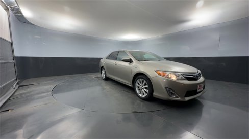 Used 2013 Toyota Camry XLE image 3