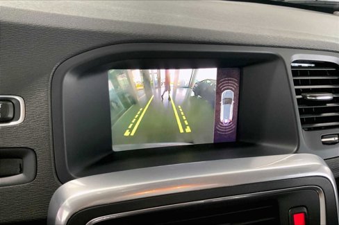 Used 2018 Volvo V60 T5 Cross Country image 24