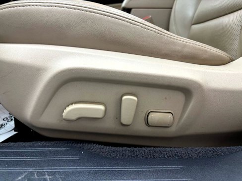 Used 2018 Subaru Outback 2.5i Limited image 17