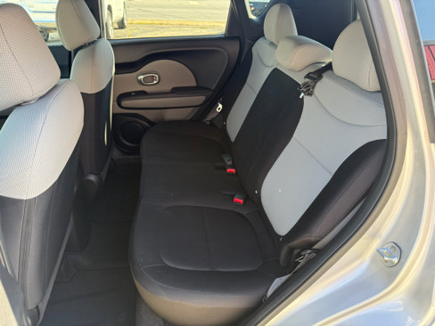Used 2019 Kia Soul image 15
