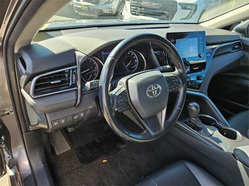 Used 2021 Toyota Camry SE image 7