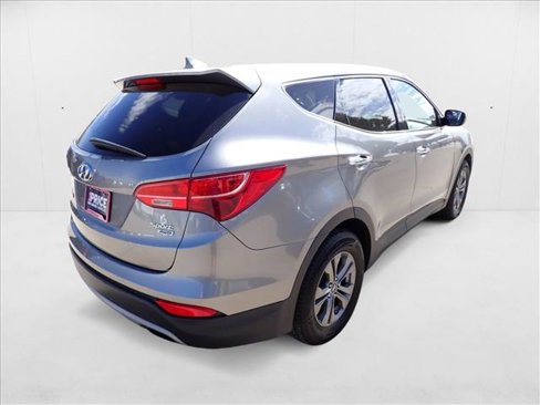Used 2016 Hyundai Santa Fe Sport image 4