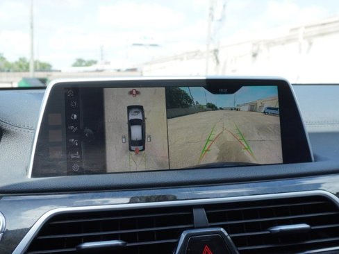 Used 2016 BMW 740i image 19