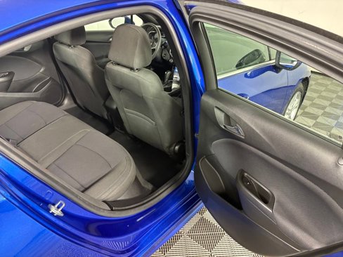 Used 2017 Chevrolet Cruze LT w/ Convenience Package image 30