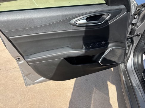 Used 2018 Alfa Romeo Giulia image 13