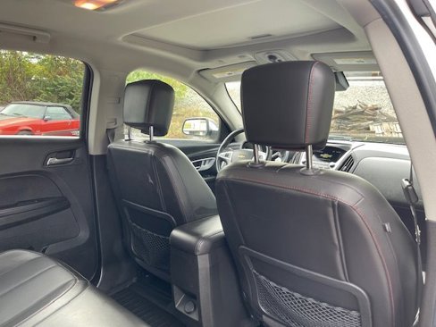 Used 2017 Chevrolet Equinox Premier image 20