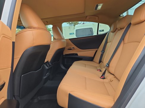 Certified 2023 Lexus ES 350 Premium image 13