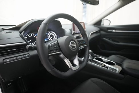 Used 2020 Nissan Altima 2.5 SV image 8