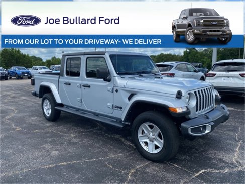 Used 2023 Jeep Gladiator Sport image 1