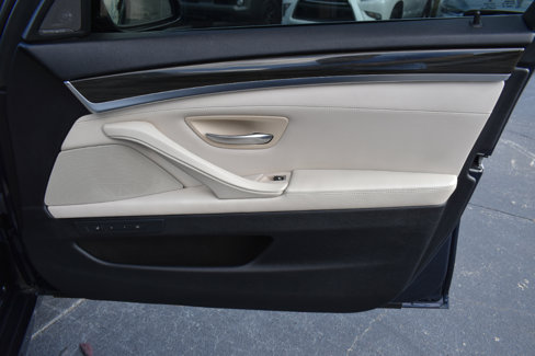 Used 2015 BMW 550i Sedan image 36