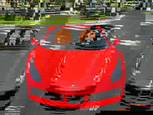 Used 2019 Ferrari 488 Spider image 5
