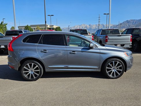 Used 2017 Volvo XC60 T6 Inscription w/ Preferred Option Package image 2