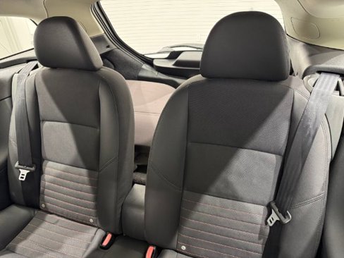 Used 2011 Volvo C30 T5 w/ Preferred Pkg image 12