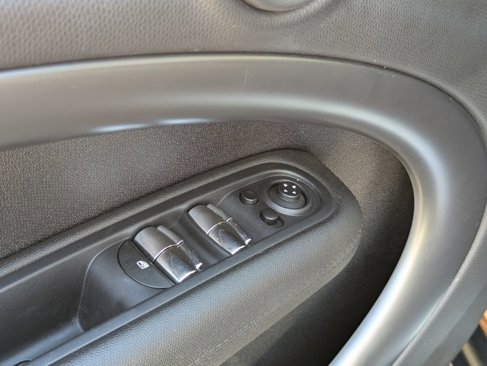 Used 2014 MINI Cooper Countryman S image 11