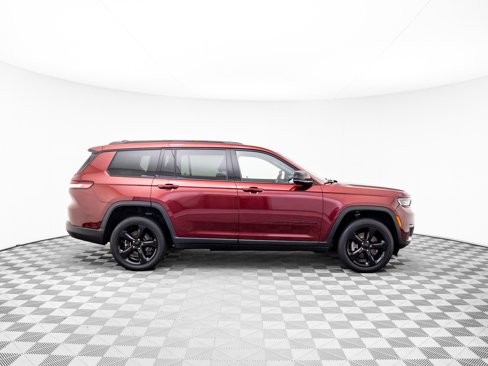 Used 2022 Jeep Grand Cherokee L Laredo image 6