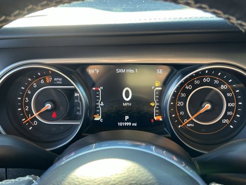 Used 2020 Jeep Wrangler Unlimited Sahara image 17