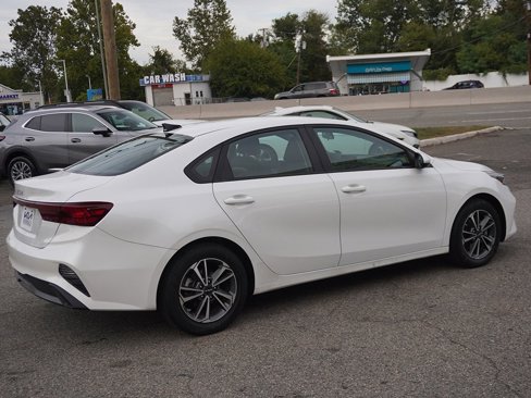 Used 2023 Kia Forte LXS image 8