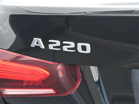 Used 2022 Mercedes-Benz A 220 image 29
