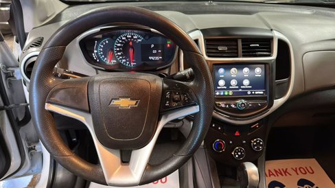 Used 2020 Chevrolet Sonic LT image 32