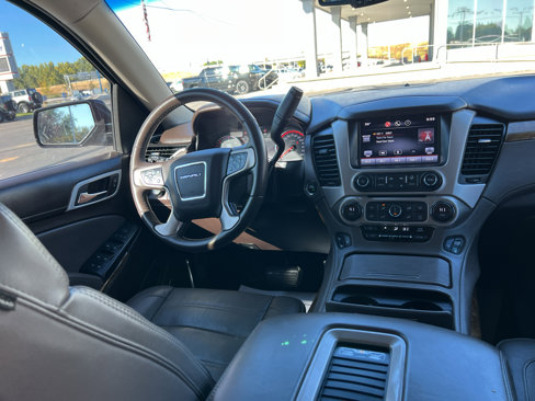 Used 2015 GMC Yukon Denali w/ Premium Package image 24