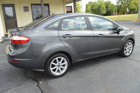 Used 2018 Ford Fiesta SE w/ Equipment Group 201A image 8