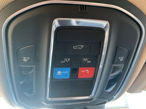 Used 2022 Jeep Grand Cherokee L Limited image 20