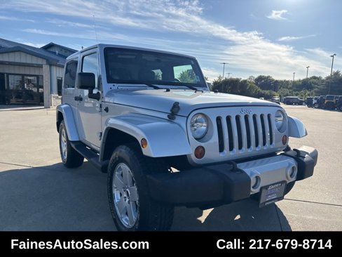 Used 2012 Jeep Wrangler Sahara w/ Dual Top Group image 28