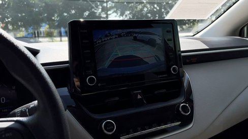 Used 2022 Toyota Corolla LE image 27