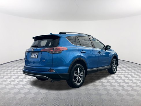 Used 2017 Toyota RAV4 XLE image 7