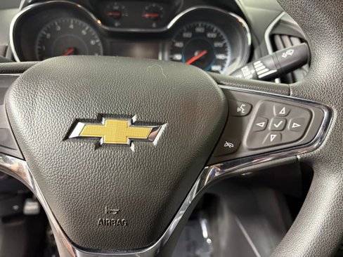 Used 2017 Chevrolet Cruze LT w/ Convenience Package image 22