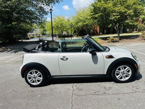 Used 2013 MINI Cooper Convertible image 12