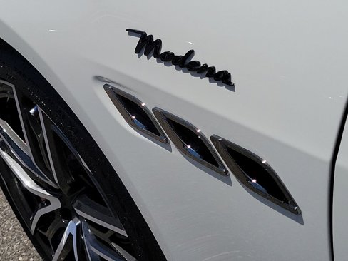 New 2024 Maserati Quattroporte Modena Ultima Q4 image 23