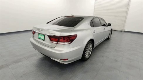 Used 2013 Lexus LS 460 L image 8