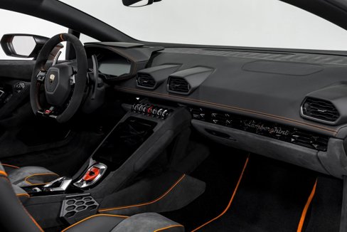 Used 2023 Lamborghini Huracan Sterrato image 34