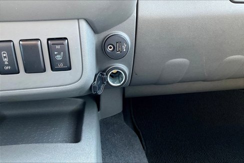 Used 2021 Nissan Frontier SV image 32