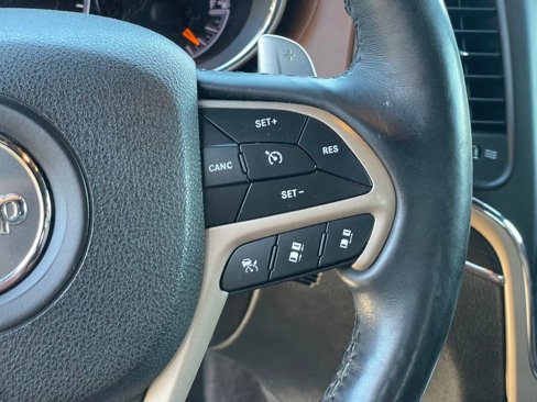 Used 2017 Jeep Grand Cherokee Summit image 17