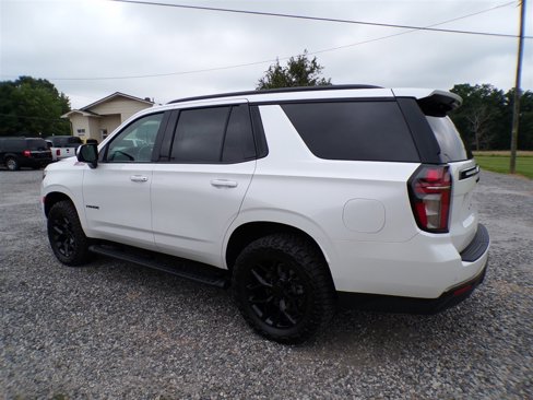 Used 2022 Chevrolet Tahoe Z71 w/ Luxury Package image 2