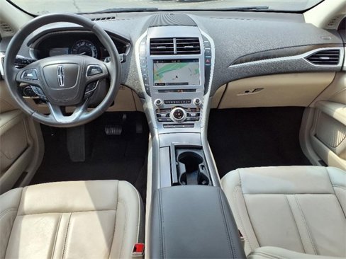 Used 2019 Lincoln MKZ Reserve image 10