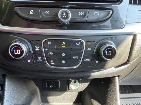 Used 2019 Chevrolet Traverse LT image 36