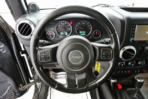 Used 2012 Jeep Wrangler Sahara w/ Dual Top Group image 20