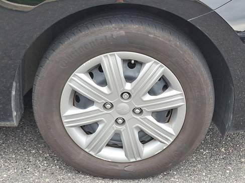 Used 2023 Kia Rio LX image 8