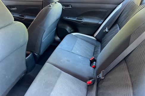 Used 2021 Nissan Versa SV image 12