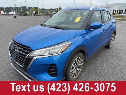 Used 2023 Nissan Kicks SV image 1